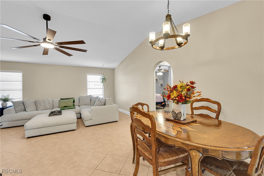 3 Bed SingleFamilyResidence for Sale in Cape Coral, photo 28