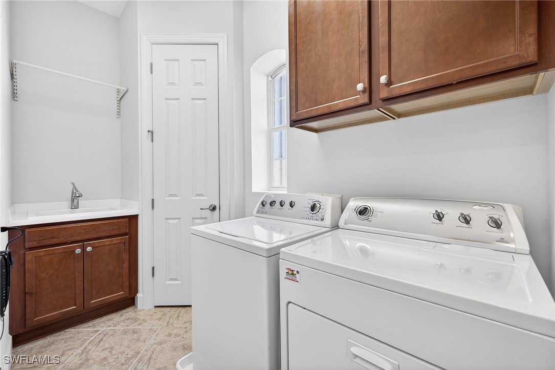 3 Bed Condominium for Sale in Somerset, photo 28