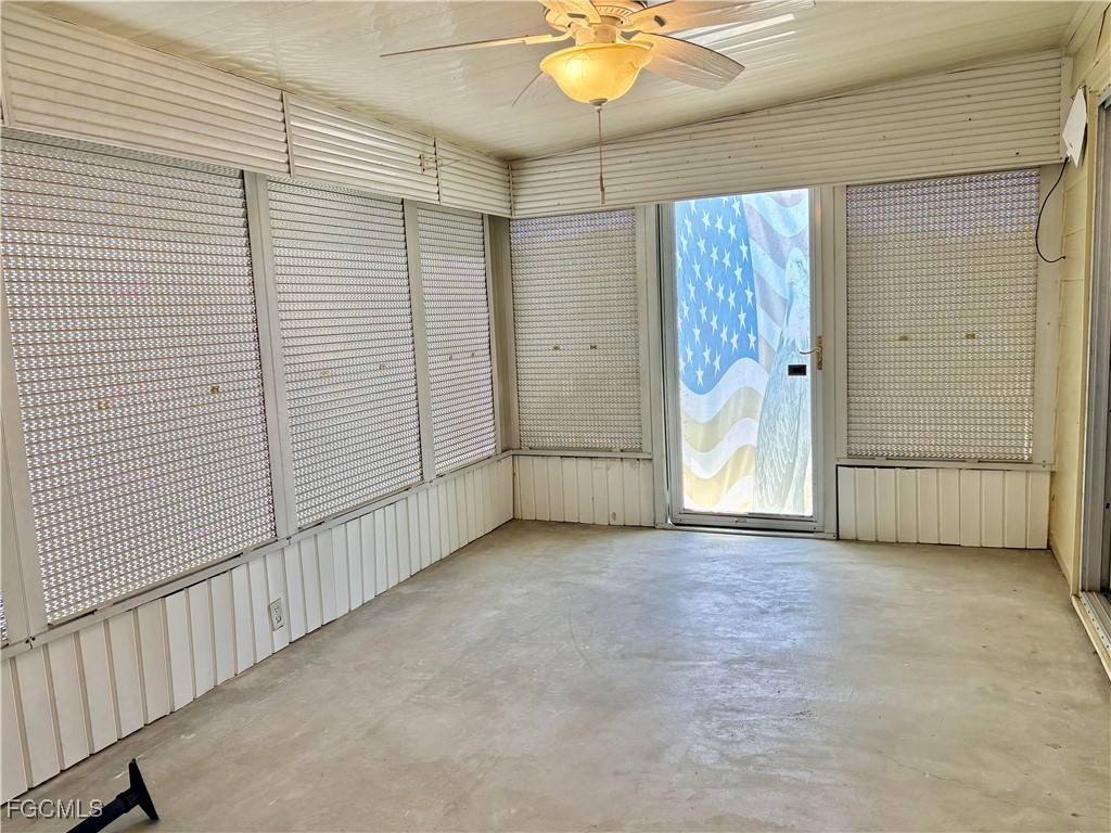 2 Bed ManufacturedHome for Sale in North Fort Myers, photo 28
