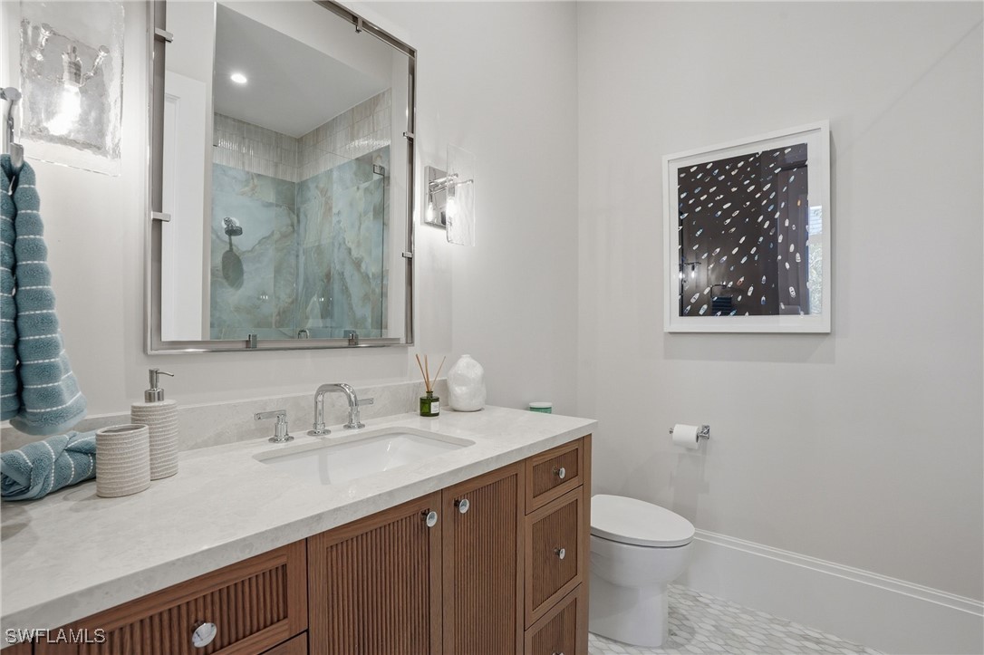 5 Bed Pool Home for Sale in Park Shore, photo 28