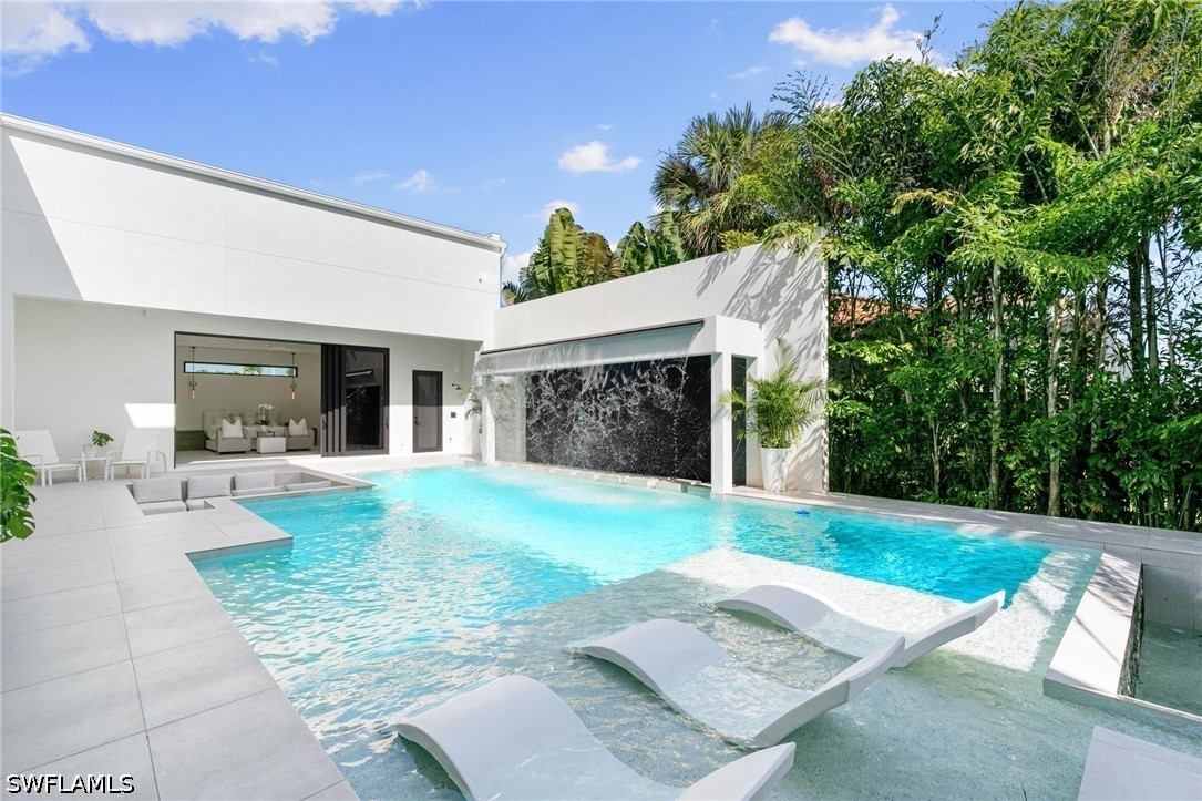 5 Bed Pool Home for Sale in Marco Island, photo 28