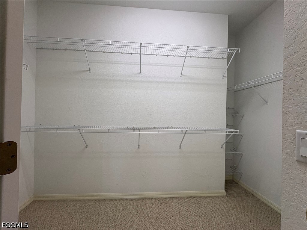 2 Bed Waterfront Home for Sale in Fort Myers, photo 28