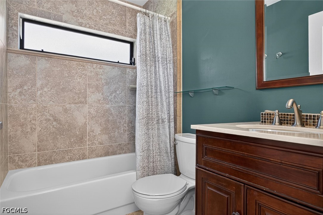 3 Bed SingleFamilyResidence for Sale in Fort Myers, photo 28