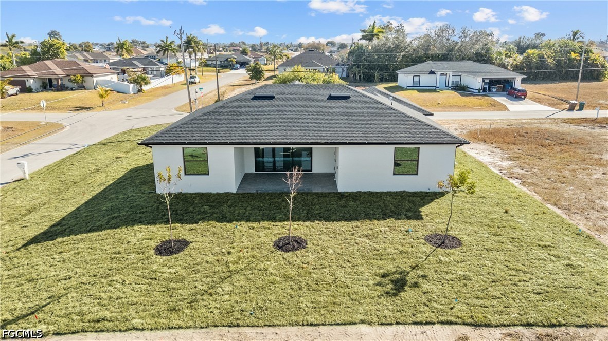 3 Bed SingleFamilyResidence for Sale in Cape Coral, photo 28
