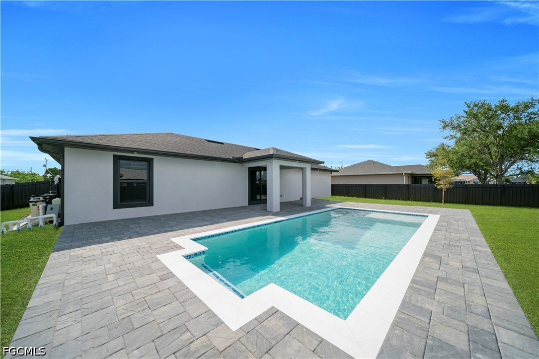 3 Bed Pool Home for Sale in Cape Coral, photo 28