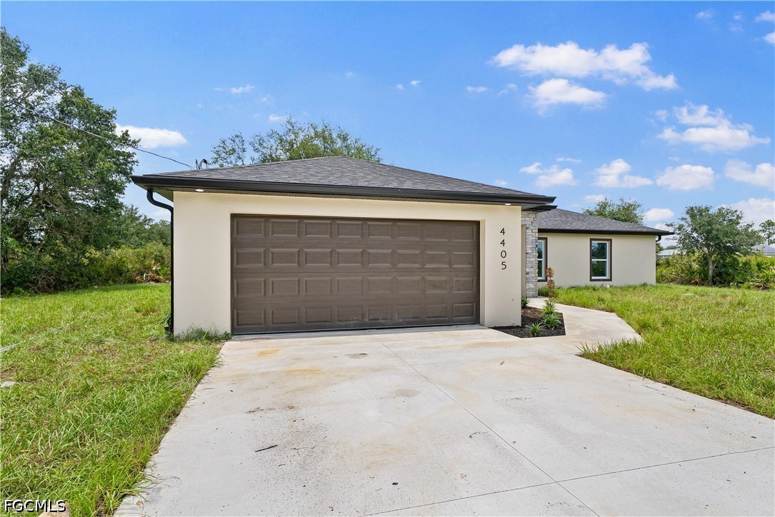 4 Bed SingleFamilyResidence for Sale in Lehigh Acres, photo 28
