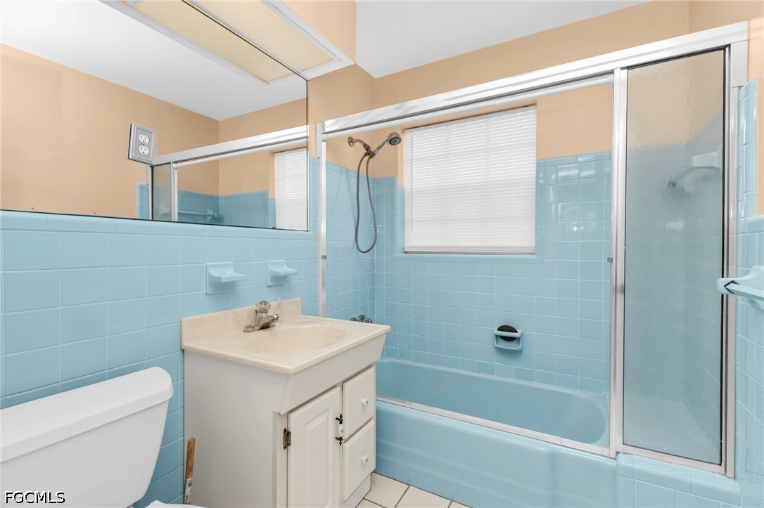 3 Bed SingleFamilyResidence for Sale in Port Charlotte, photo 28