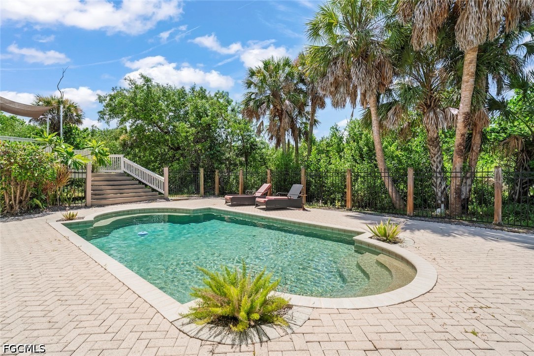 3 Bed Pool Home for Sale in Dinkins Bayou, photo 28