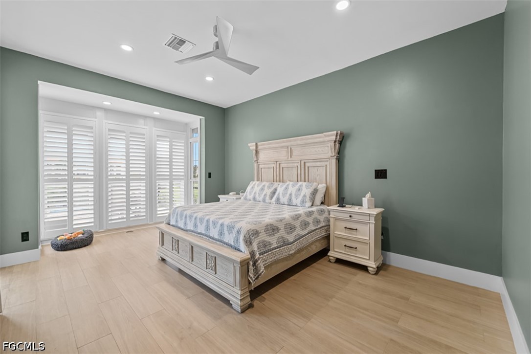 4 Bed Pool Home for Sale in The Forest, photo 28