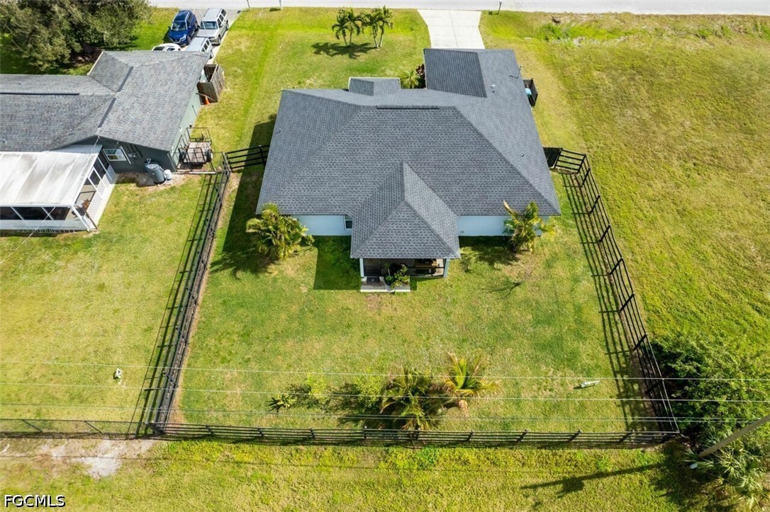 4 Bed SingleFamilyResidence for Sale in Cape Coral, photo 28