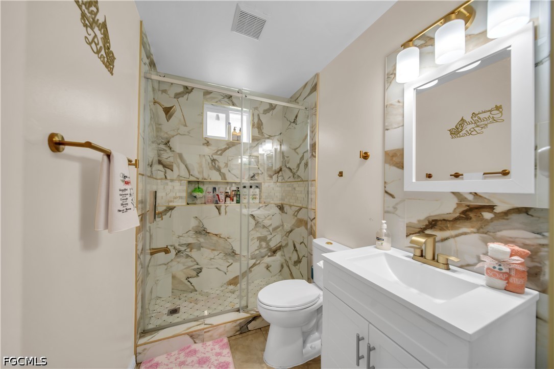 3 Bed Pool Home for Sale in Cape Coral, photo 28
