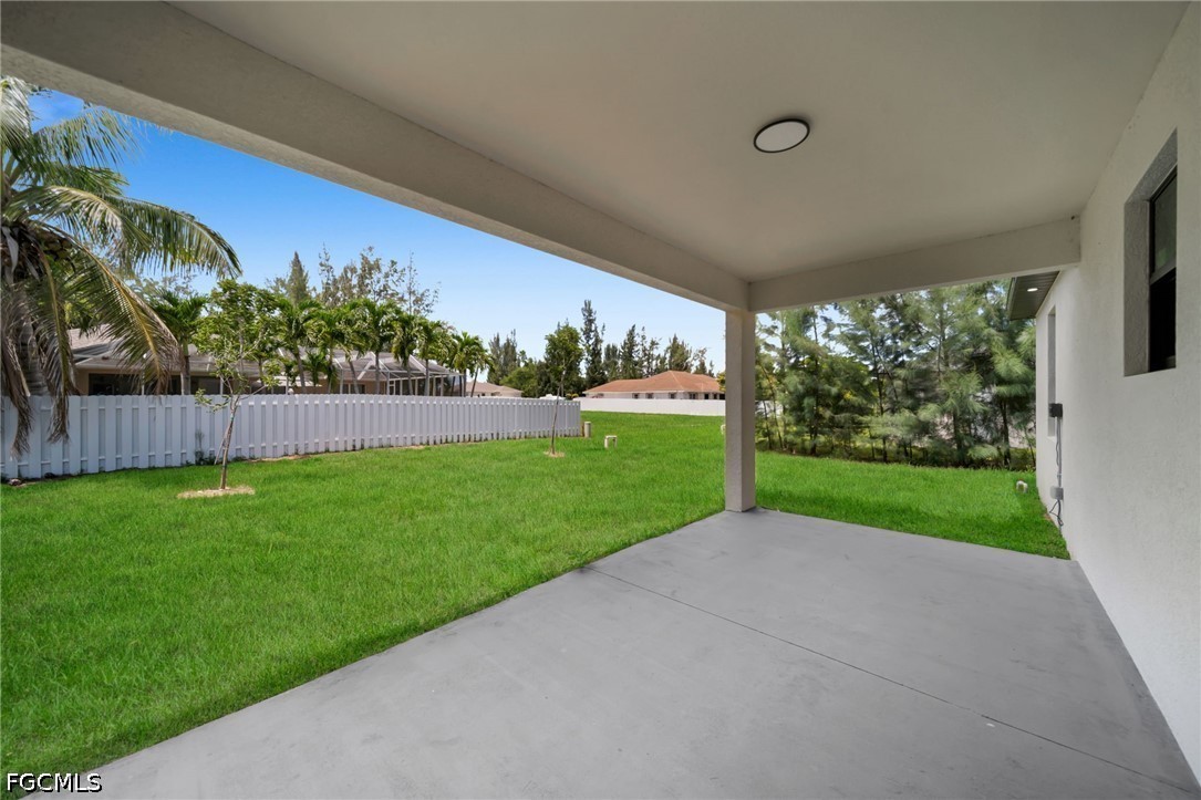 4 Bed SingleFamilyResidence for Sale in Cape Coral, photo 28