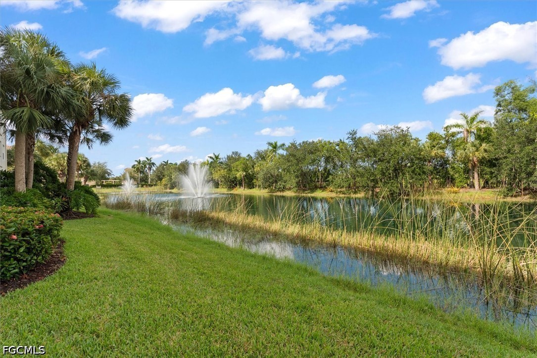 2 Bed Waterfront Home for Sale in Fort Myers, photo 28