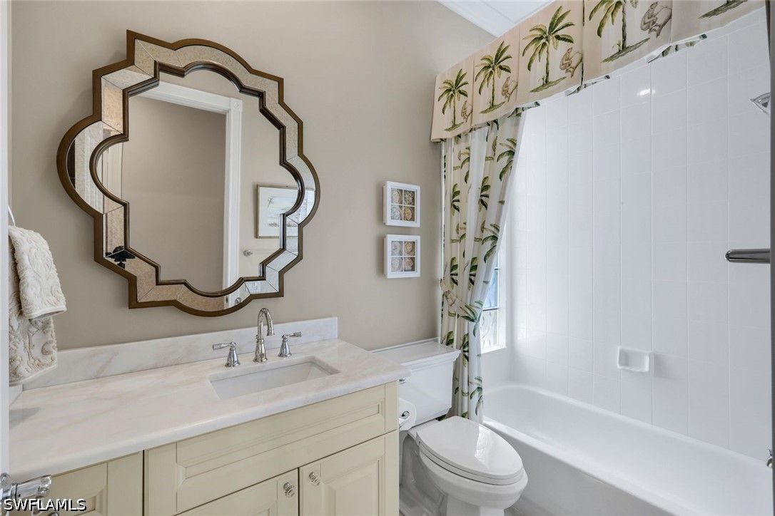 4 Bed Pool Home for Sale in Island Walk, photo 28