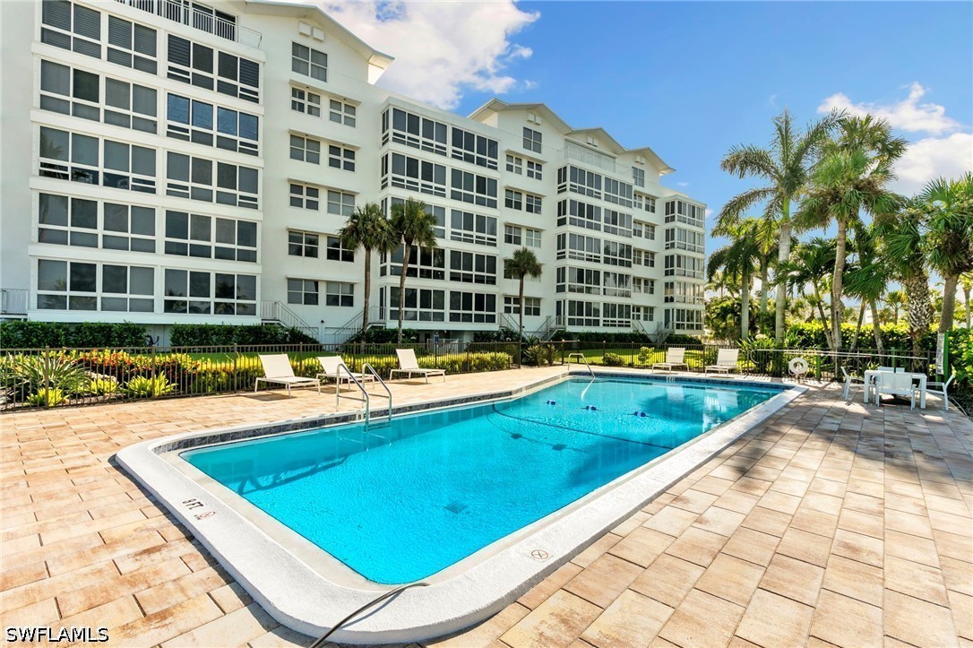 2 Bed Waterfront Home for Sale in Naples, photo 28