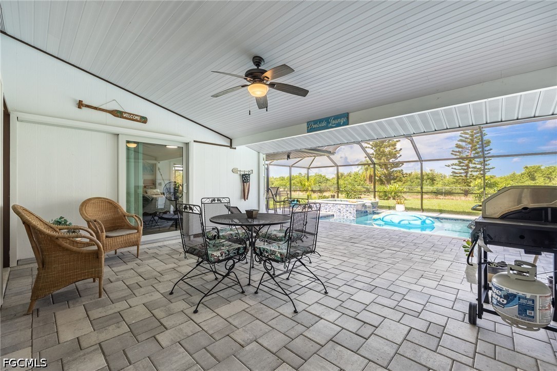 2 Bed Pool Home for Sale in Cape Coral, photo 28
