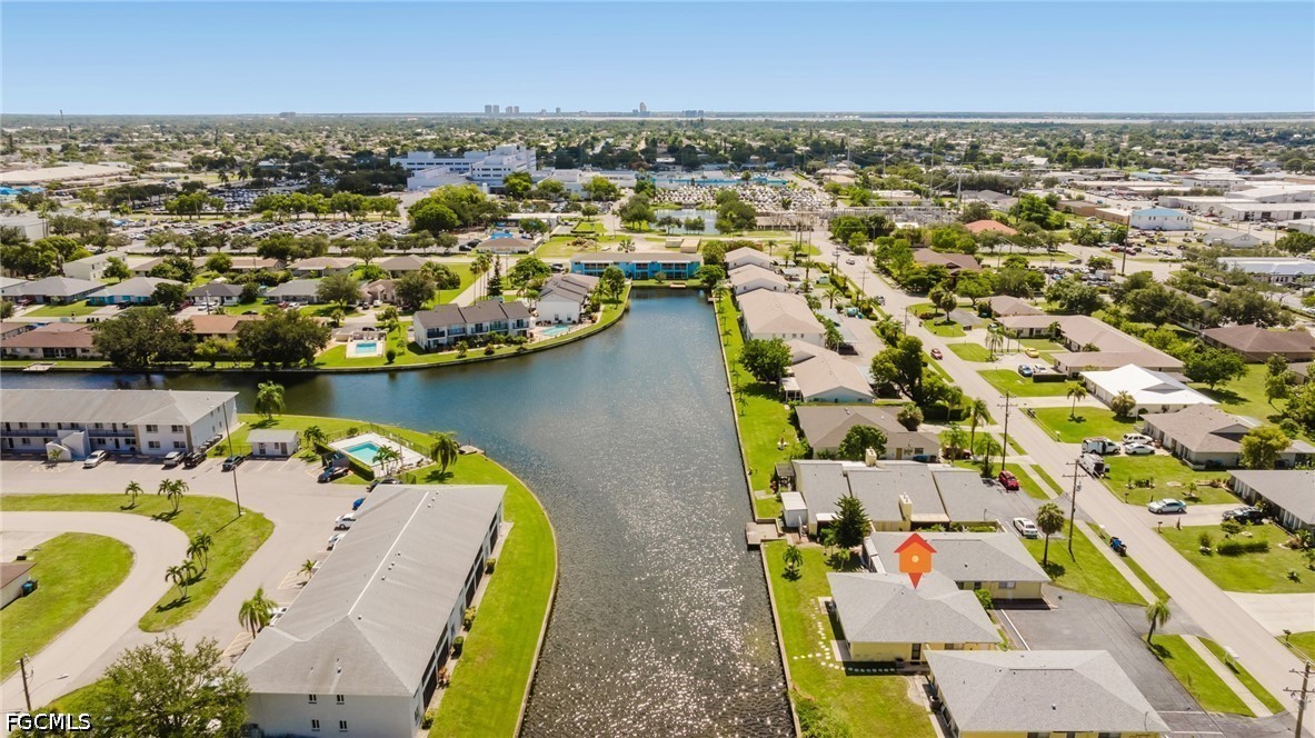 2 Bed Waterfront Home for Sale in Cape Coral, photo 28