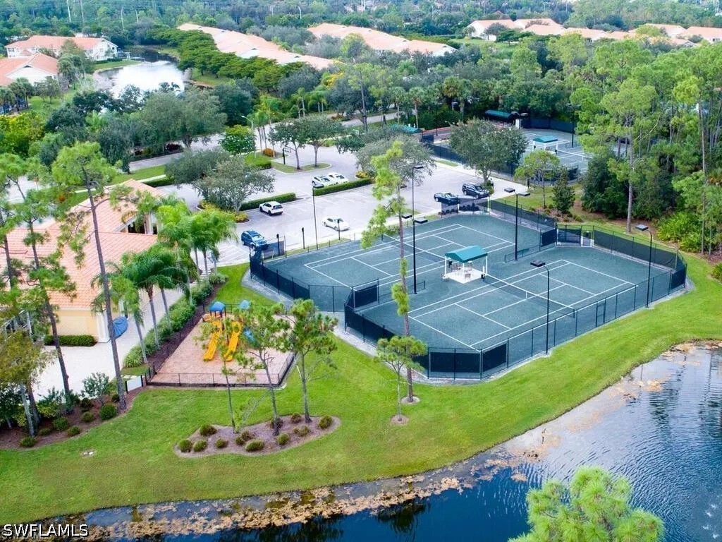 3 Bed Condominium for Sale in Carlton Lakes, photo 28