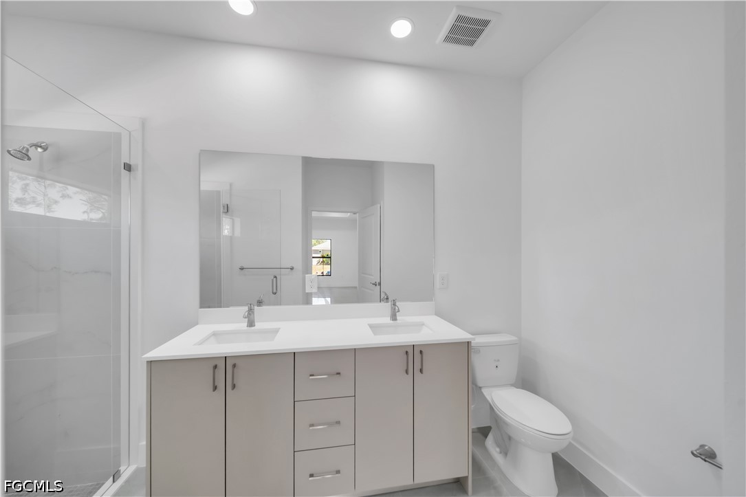 4 Bed SingleFamilyResidence for Sale in Lehigh Acres, photo 28