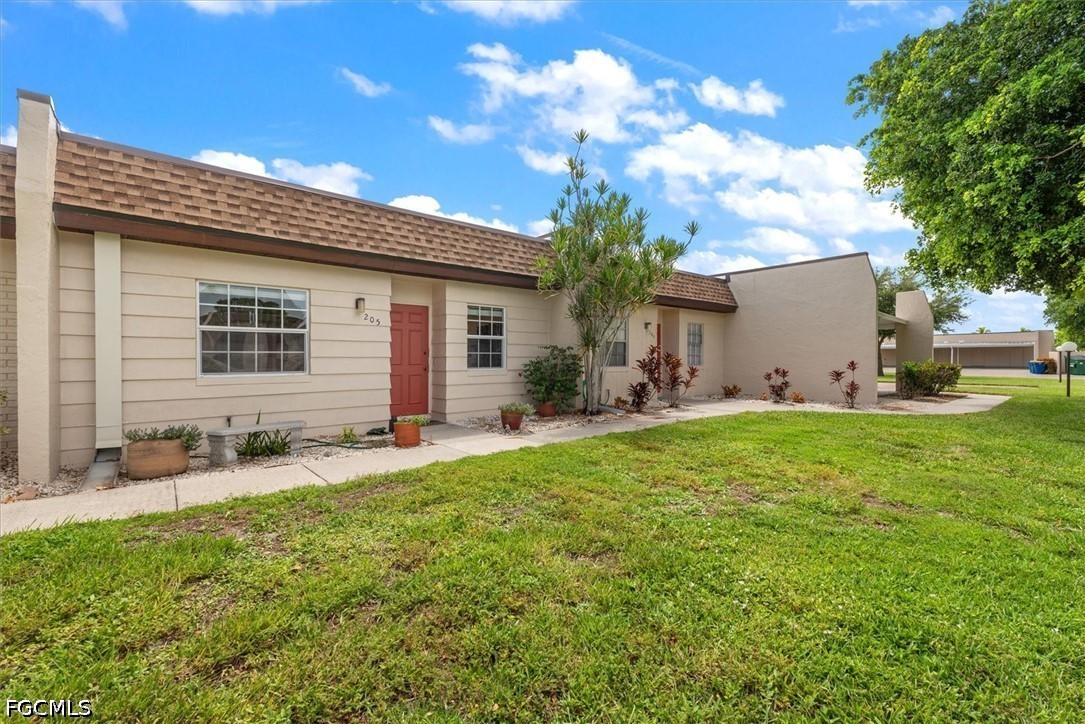 2 Bed Condominium for Sale in Fort Myers, photo 28