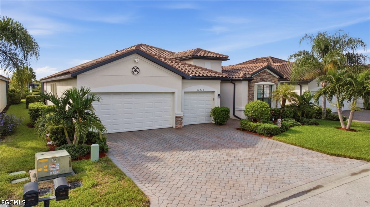3 Bed Pool Home for Sale in Hampton Park, photo 28