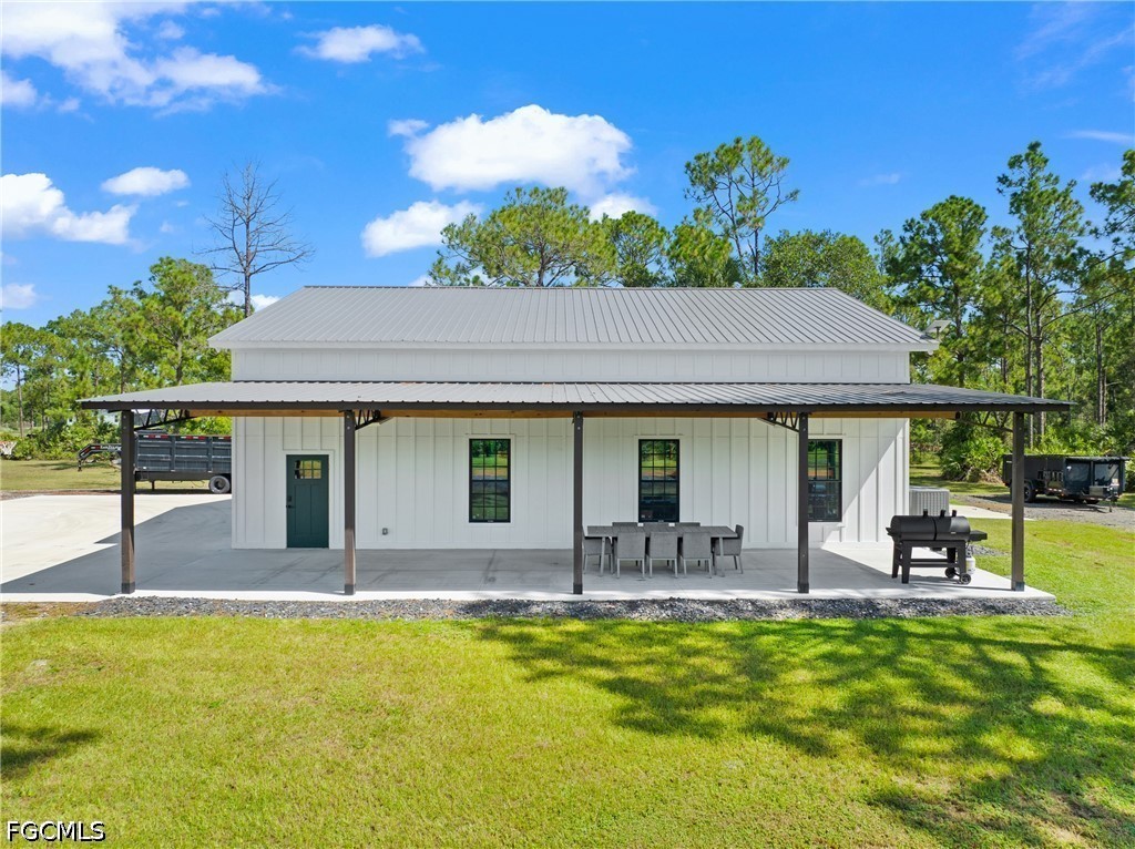 Residential for Sale in Acreage, photo 28