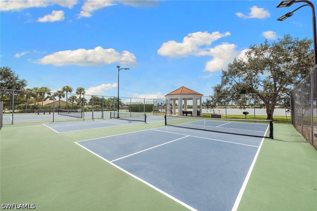 2 Bed Condominium for Sale in Naples, photo 28