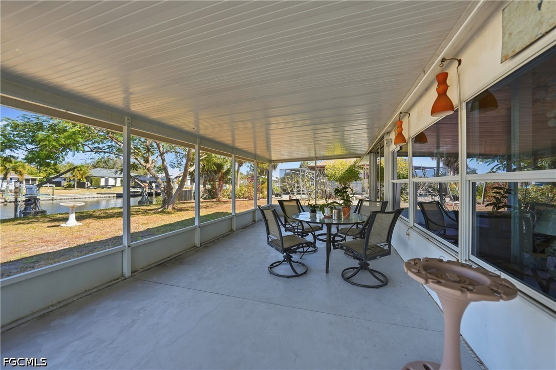 2 Bed Waterfront Home for Sale in Port Charlotte, photo 28
