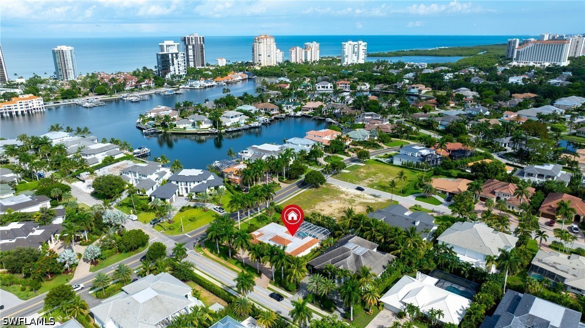 4 Bed Pool Home for Sale in Park Shore, photo 28