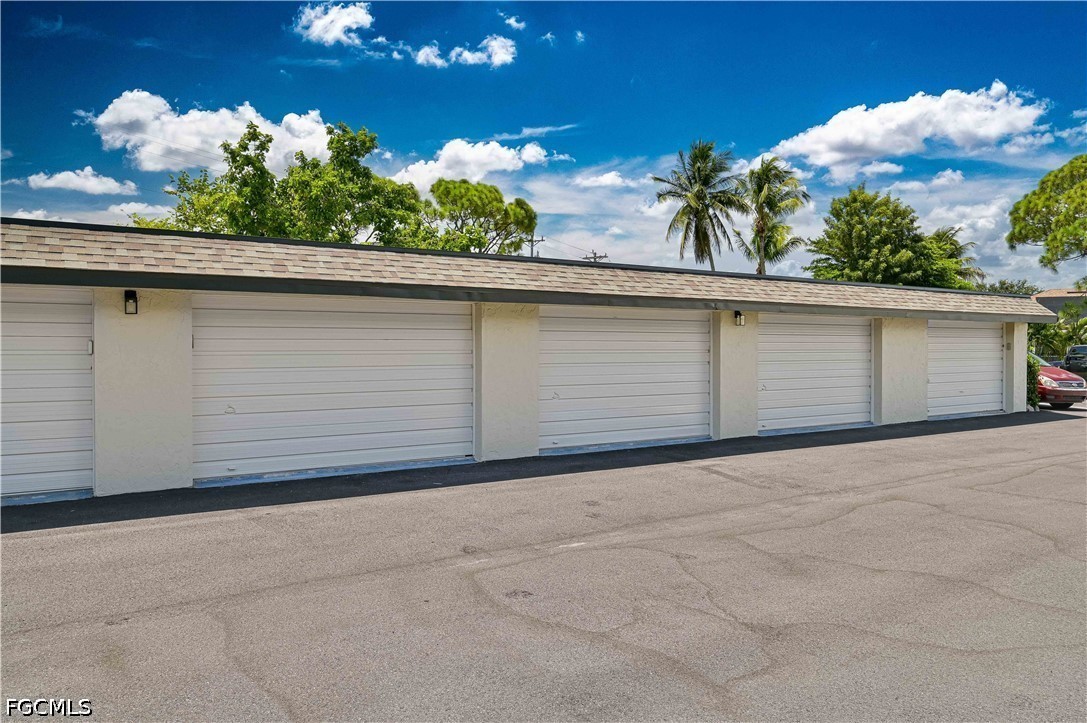 2 Bed Pool Home for Sale in Cape Coral, photo 28
