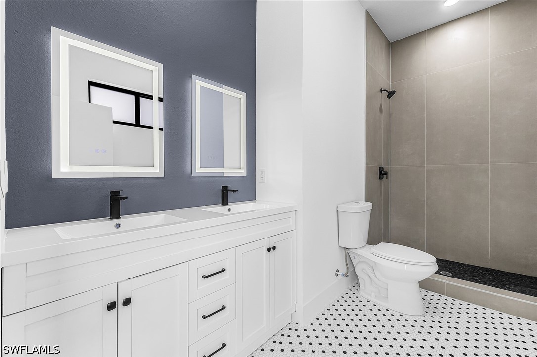 4 Bed SingleFamilyResidence for Sale in Cape Coral, photo 28
