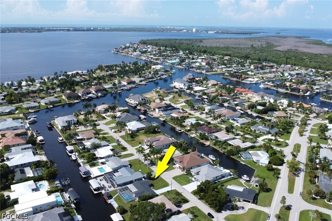 3 Bed Pool Home for Sale in Cape Coral, photo 28