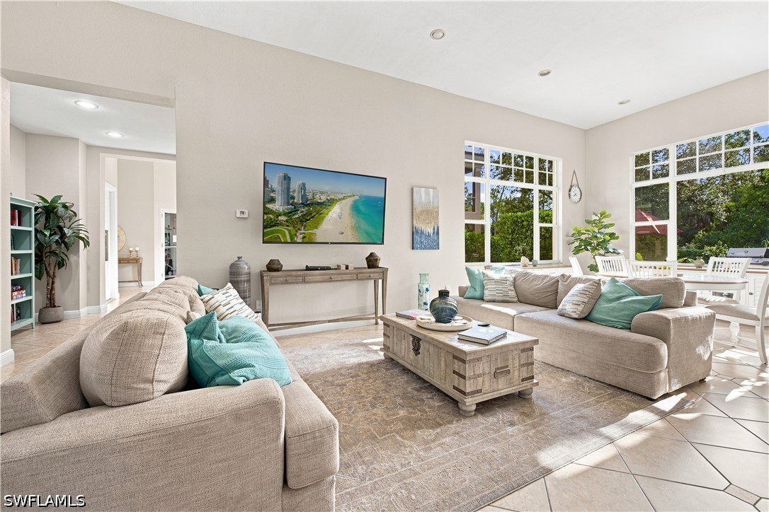 3 Bed Waterfront Home for Sale in Naples, photo 28