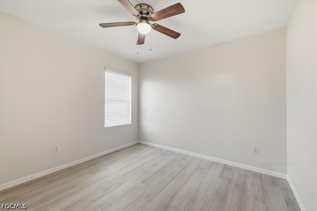 3 Bed SingleFamilyResidence for Sale in Cape Coral, photo 28