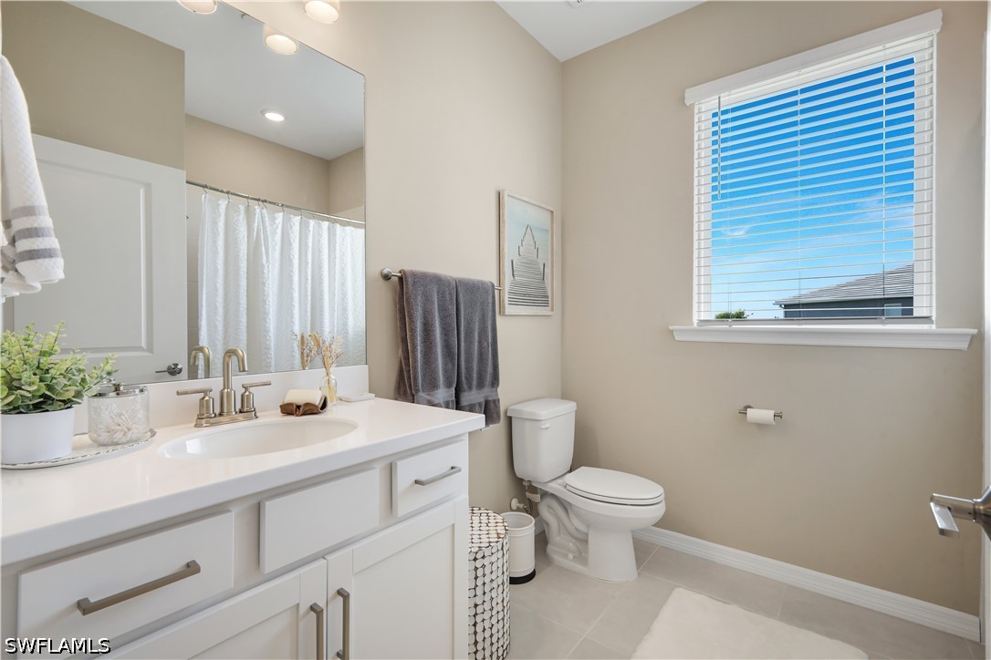 2 Bed Condominium for Sale in Fort Myers, photo 28