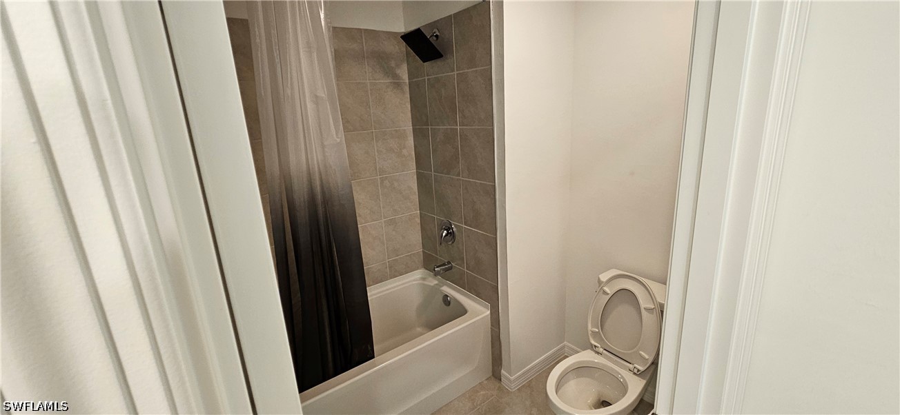 5 Bed SingleFamilyResidence for Sale in Savanna Lakes, photo 28
