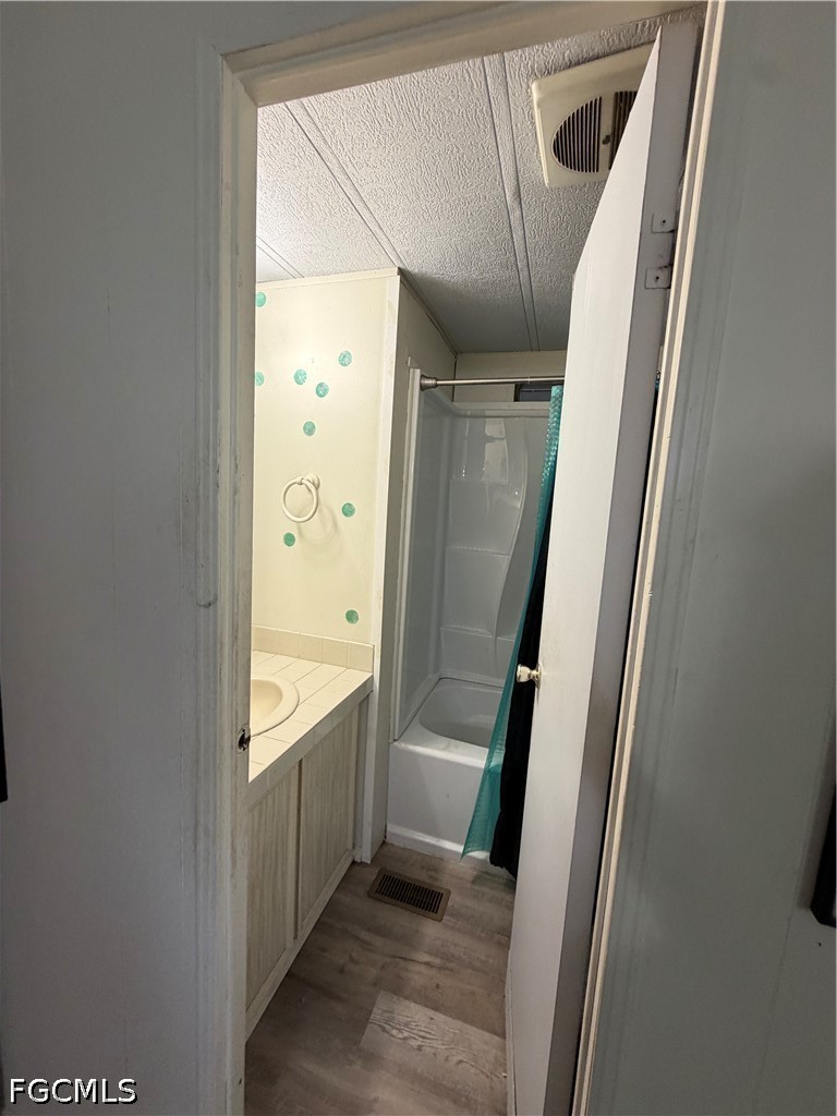 2 Bed Pool Home for Sale in Moore Haven, photo 28