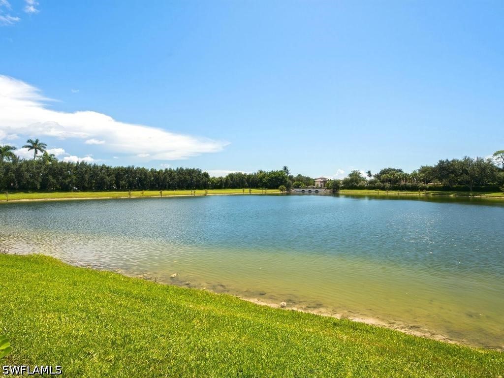 2 Bed Waterfront Home for Sale in Hawthorne, photo 28