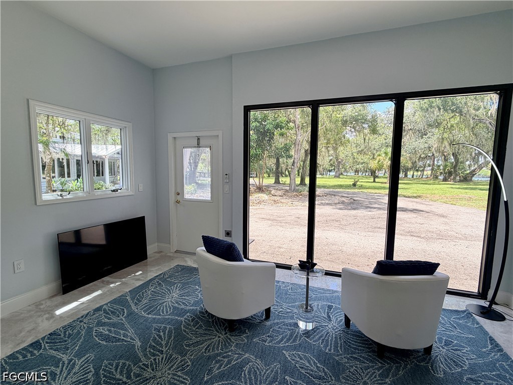 3 Bed Waterfront Home for Sale in Labelle, photo 28