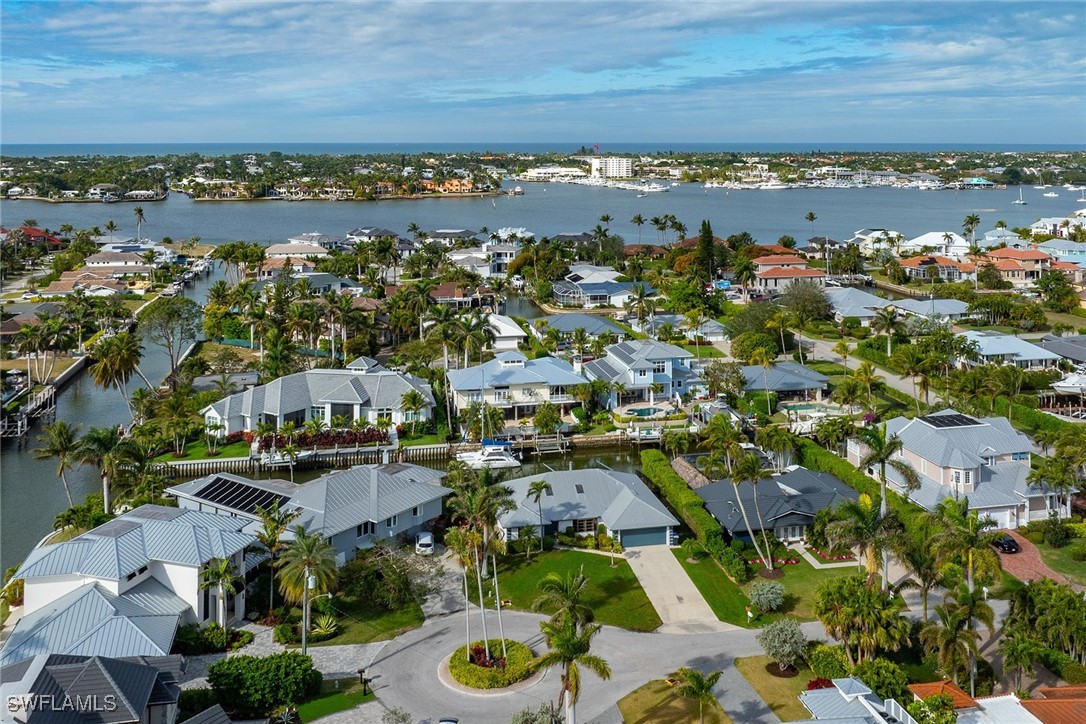 3 Bed Pool Home for Sale in Royal Harbor, photo 29