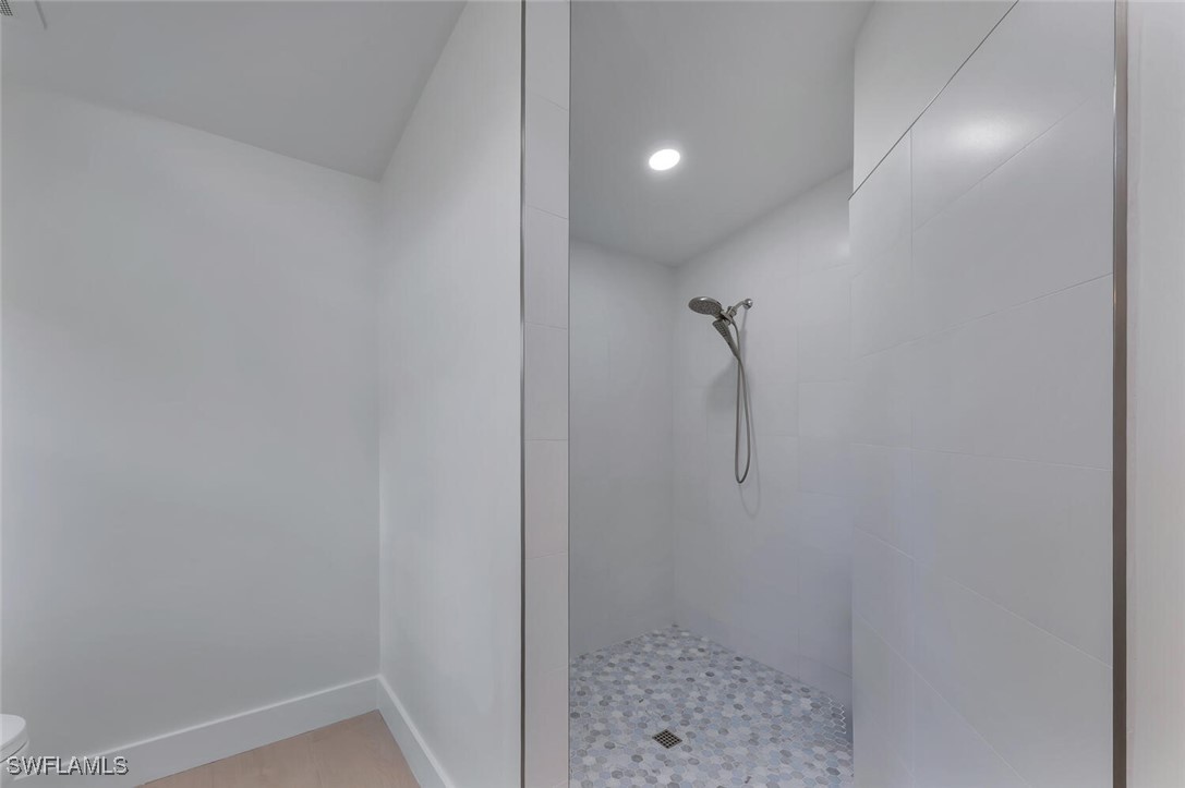 3 Bed Pool Home for Sale in Longshore Lake, photo 29