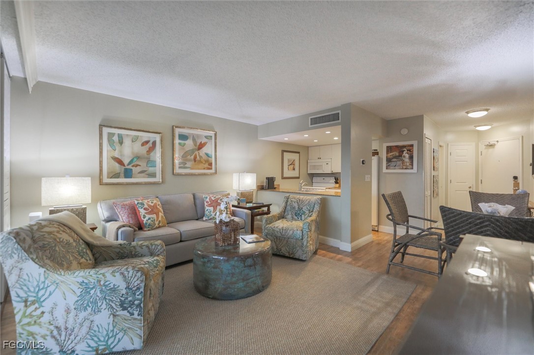 1 Bed Condominium for Sale in Tennis Villas, photo 29