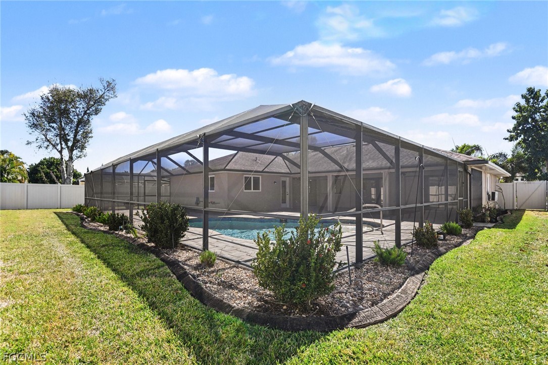 3 Bed Pool Home for Sale in Cape Coral, photo 29