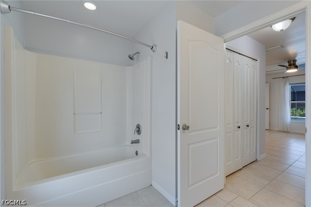 3 Bed Pool Home for Sale in Cape Coral, photo 29