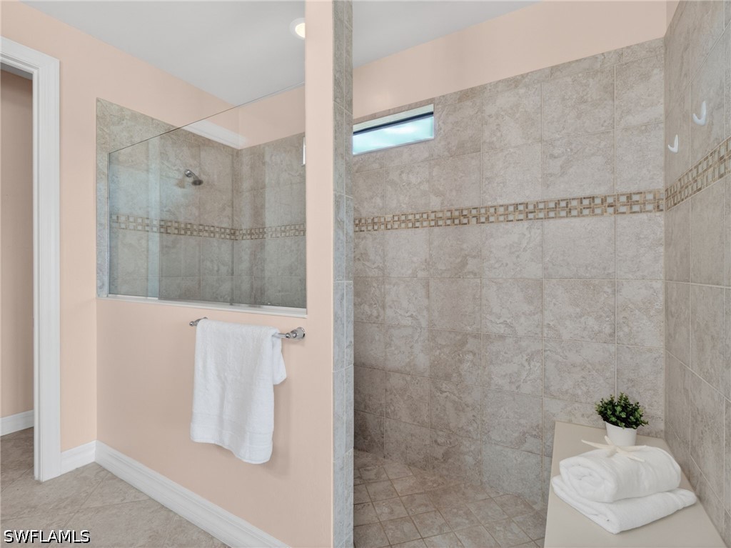 3 Bed Waterfront Home for Sale in Del Webb, photo 29