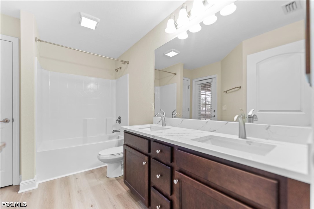 4 Bed Pool Home for Sale in Cape Coral, photo 29