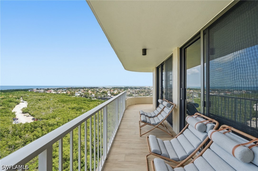 2 Bed Waterfront Home for Sale in Marco Island, photo 29
