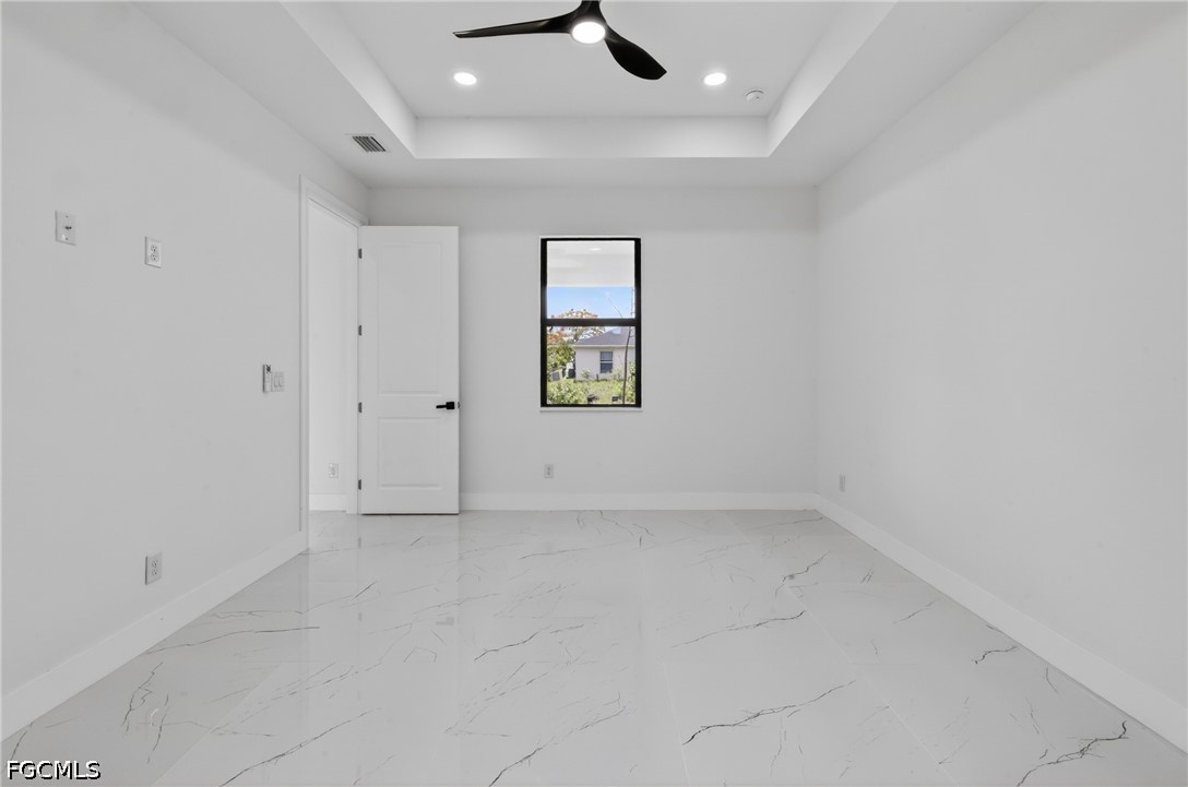 4 Bed SingleFamilyResidence for Sale in Cape Coral, photo 29