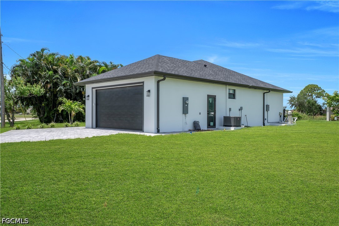 3 Bed Pool Home for Sale in Cape Coral, photo 29
