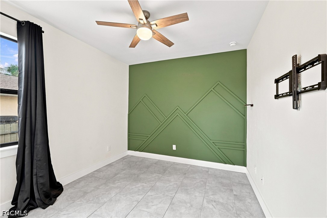 3 Bed SingleFamilyResidence for Sale in Cape Coral, photo 29